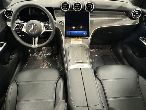 New 2026 Mercedes-Benz GLC 300 image 28