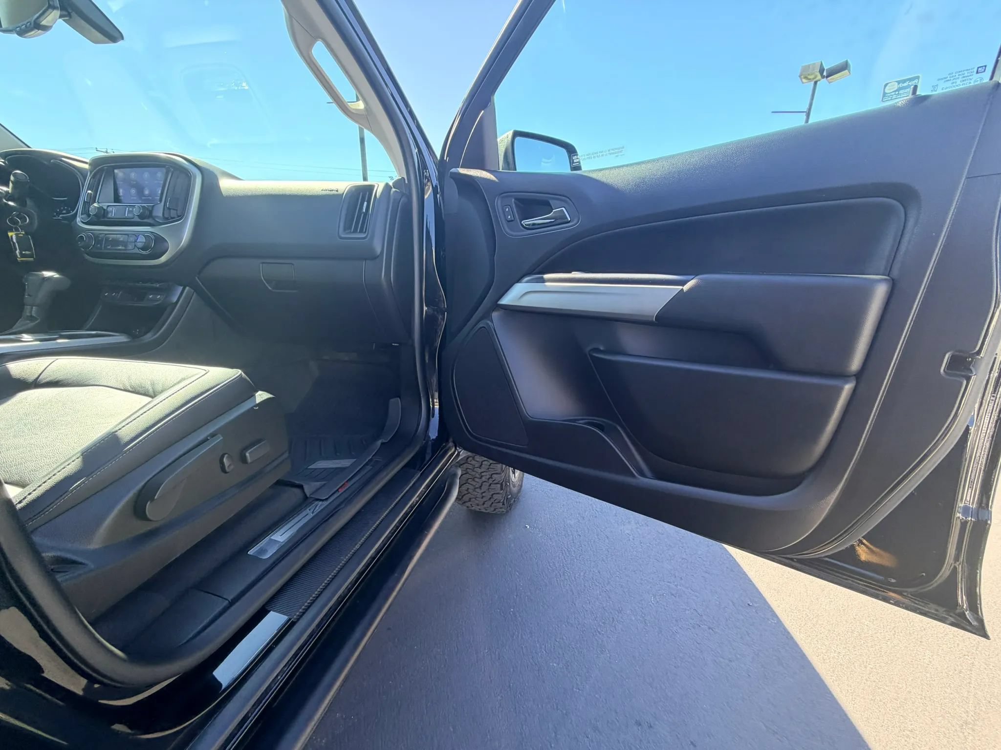 Used 2021 Chevrolet Colorado ZR2 AWD/4WD image 23