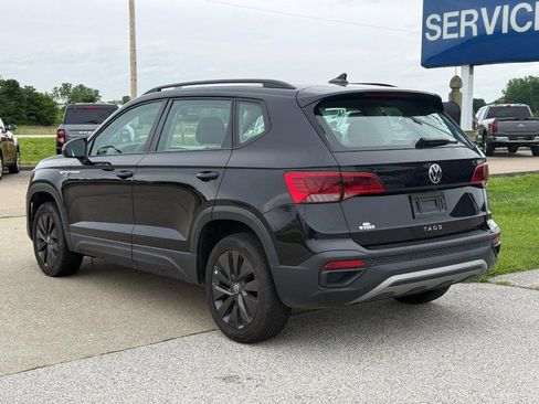 Used 2024 Volkswagen Taos S FWD image 3