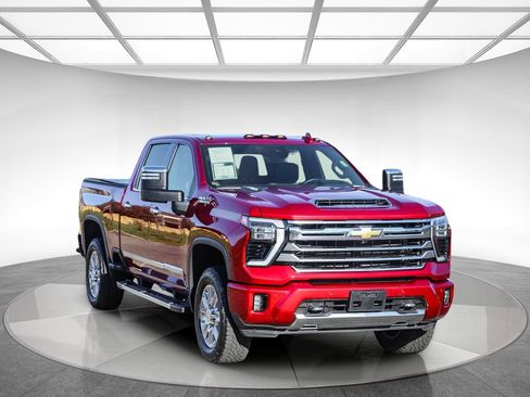 Used 2025 Chevrolet Silverado 3500 High Country w/ Technology Package image 5