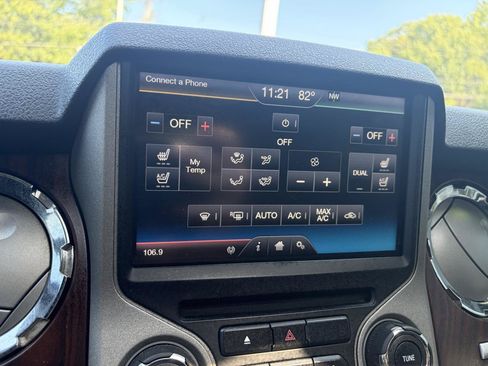 Used 2016 Ford F350 Lariat w/ Lariat Ultimate Package AWD/4WD image 30