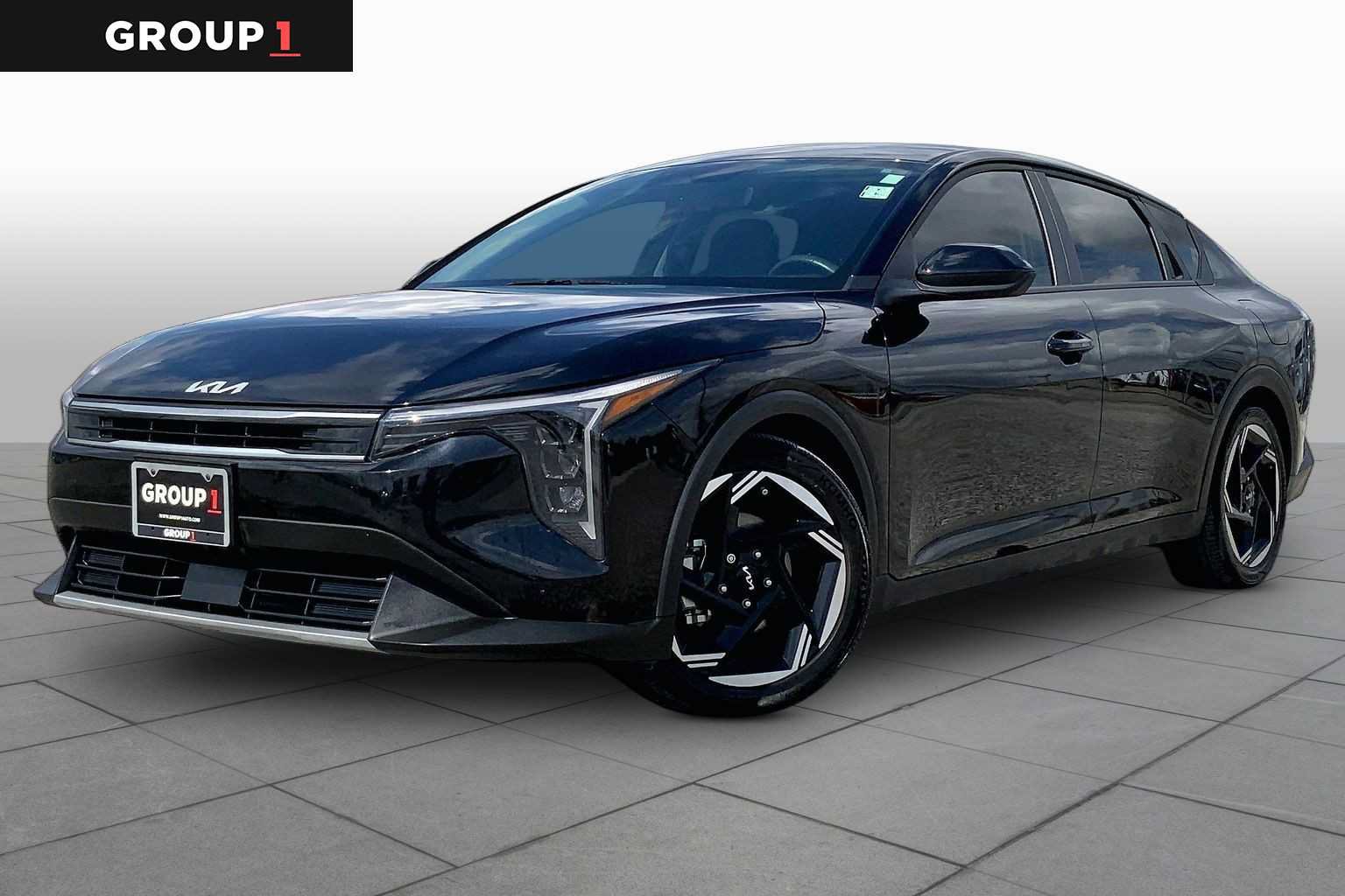 Used 2025 Kia K4 EX FWD image 1