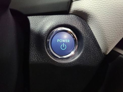 Certified 2022 Toyota RAV4 Limited AWD/4WD image 37