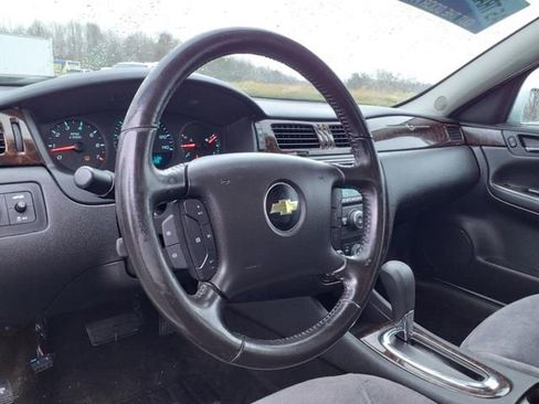 Used 2014 Chevrolet Impala Limited LS image 16