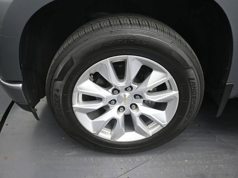 Used 2021 Chevrolet Silverado 1500 Custom RWD image 9