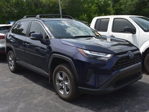 Used 2024 Toyota RAV4 XLE w/ Convenience Package AWD/4WD image 3