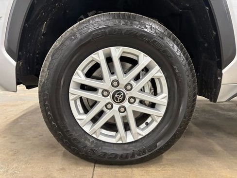 Used 2024 Toyota Tundra SR5 AWD/4WD image 9