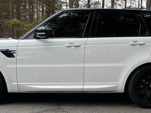 Used 2019 Land Rover Range Rover Sport Supercharged image 5