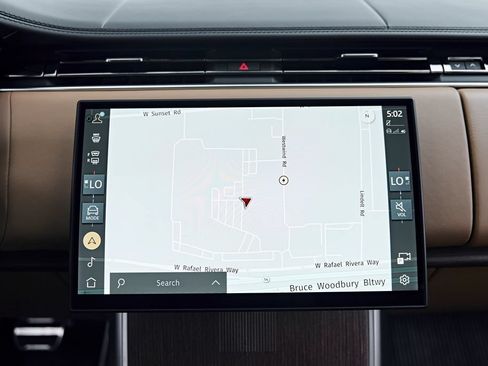 Used 2025 Land Rover Range Rover Autobiography AWD/4WD image 76