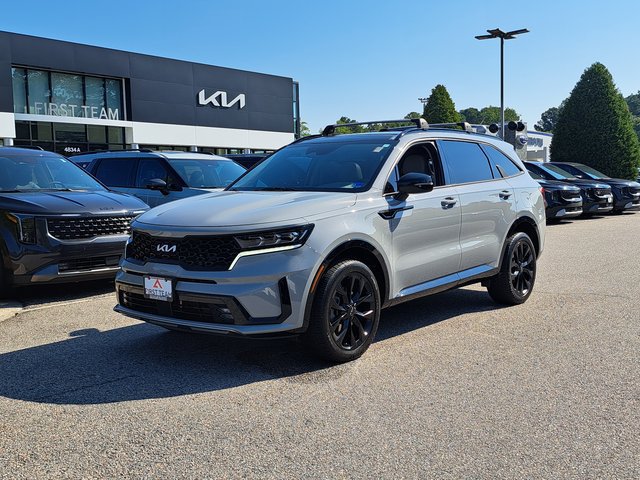 Used 2022 Kia Sorento SX AWD/4WD image 2
