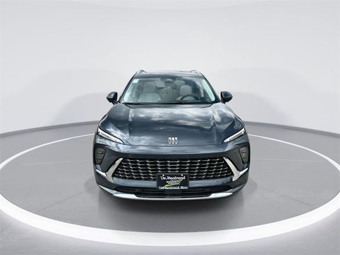 New 2026 Buick Envision Avenir image 3