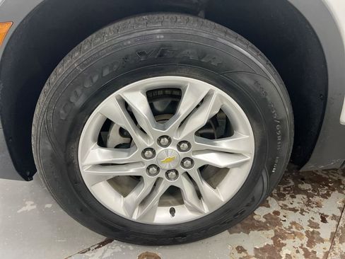 Used 2019 Chevrolet Blazer LT FWD image 25