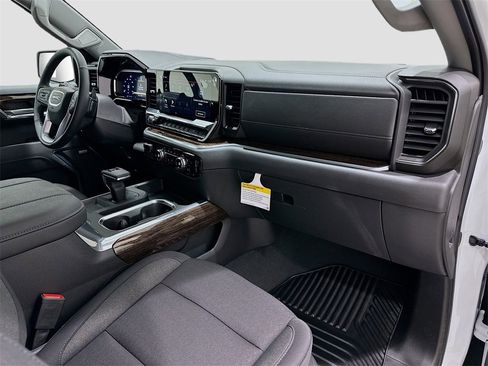 New 2026 GMC Sierra 1500 Elevation w/ Preferred Package image 30