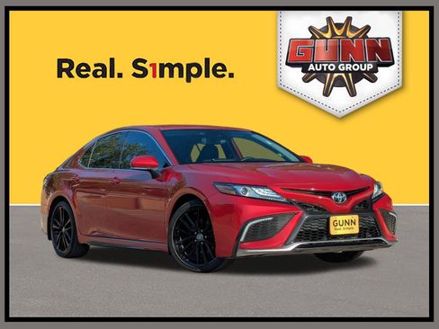 Used 2023 Toyota Camry XSE image 1