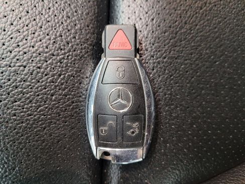 Used 2015 Mercedes-Benz C 300 4MATIC Sedan image 32