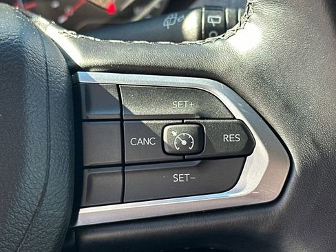 Used 2022 Jeep Compass Latitude AWD/4WD image 31