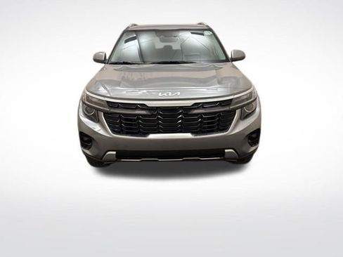 Certified 2026 Kia Seltos S AWD/4WD image 2