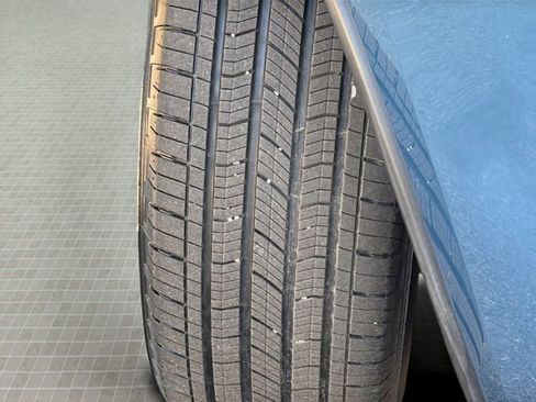 Used 2023 Dodge Durango GT image 11