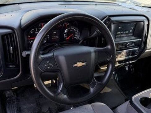 Used 2018 Chevrolet Silverado 1500 W/T w/ Special Service Package image 13