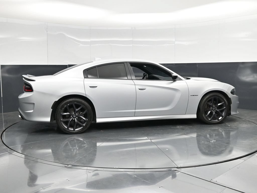 Used 2022 Dodge Charger R/T w/ Blacktop Package RWD image 3