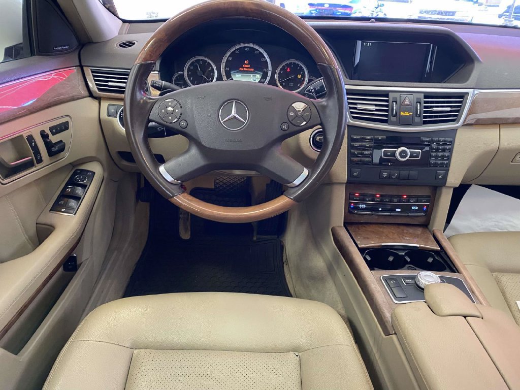 Used 2012 Mercedes-Benz E 350 4MATIC Sedan image 11