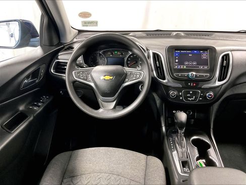 Used 2022 Chevrolet Equinox LT w/ LPO, Floor Liner Package image 17