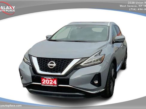Used 2024 Nissan Murano SL image 2