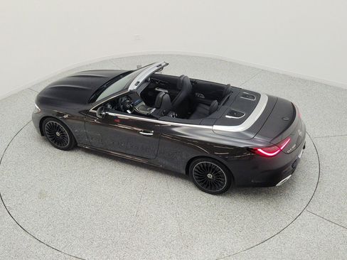 Certified 2024 Mercedes-Benz CLE 300 4MATIC Cabriolet image 29