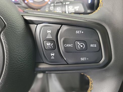 Used 2024 Jeep Wrangler Unlimited Sport AWD/4WD image 18