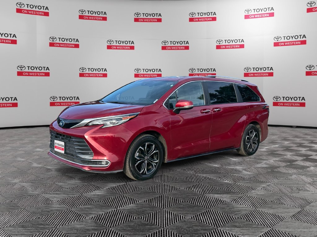 Certified 2025 Toyota Sienna Platinum AWD/4WD image 1