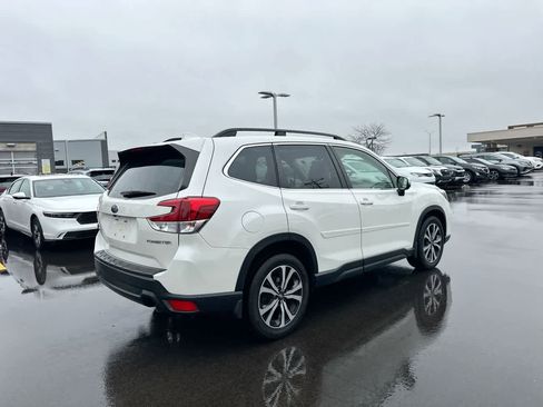 Used 2020 Subaru Forester Limited image 13