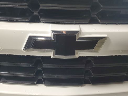 Used 2019 Chevrolet Silverado 1500 Custom image 10