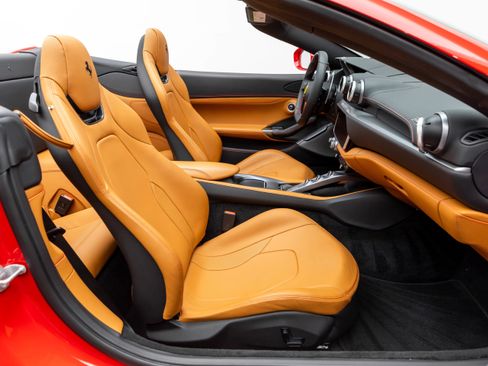 Used 2019 Ferrari Portofino image 56
