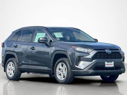 Certified 2021 Toyota RAV4 LE w/ Carpet Mat Package (TMS) AWD/4WD image 7