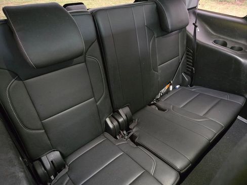 Used 2019 Chevrolet Tahoe LT image 16