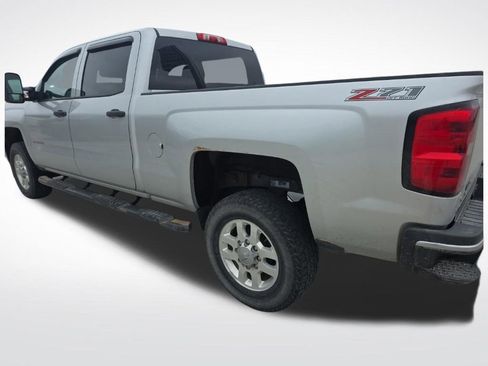 Used 2015 Chevrolet Silverado 2500 LT w/ Z71 Package, Off-Road image 5