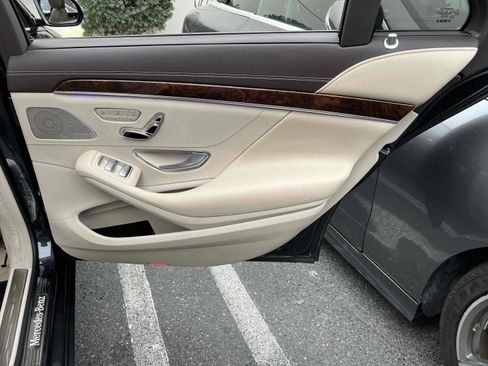 Used 2014 Mercedes-Benz S 550 Sedan image 81