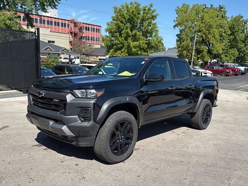 Used 2024 Chevrolet Colorado Trail Boss w/ Safety Package AWD/4WD image 7