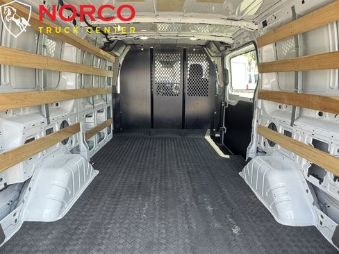 Used 2024 Ford Transit 250 Low Roof w/ Exterior Upgrade Package RWD image 12