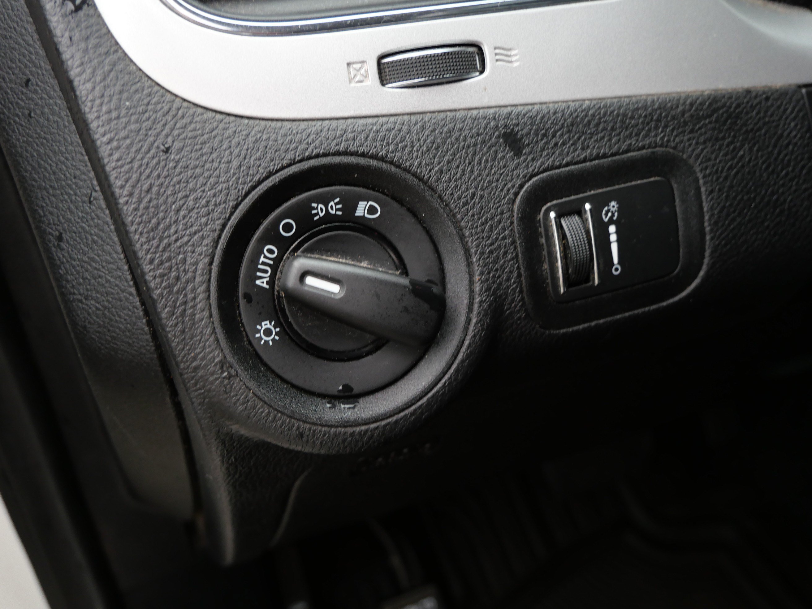 Used 2017 Dodge Journey SE FWD image 20