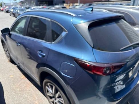 Used 2018 MAZDA CX-5 Touring w/ Preferred Equipment Package AWD/4WD image 7