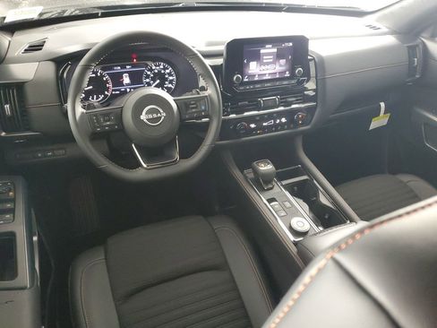 New 2025 Nissan Pathfinder Rock Creek image 15