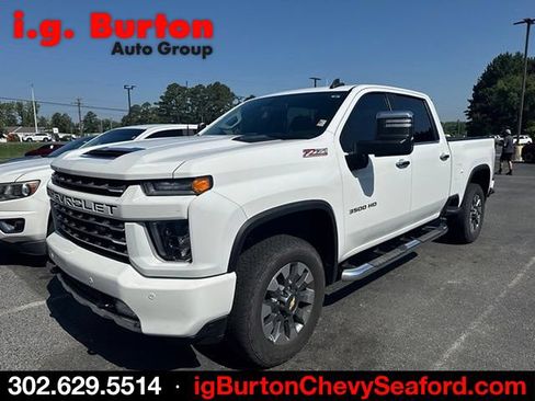 Used 2023 Chevrolet Silverado 3500 LT w/ All Star Edition AWD/4WD image 3