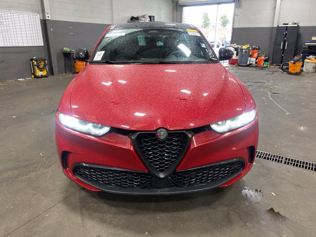 Used 2024 Alfa Romeo Tonale Ti AWD/4WD image 3