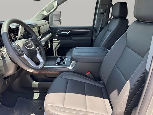 New 2025 GMC Sierra 2500 SLT w/ Texas SLT Premium Package image 13