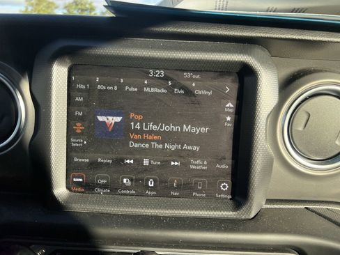 Used 2021 Jeep Wrangler Unlimited Rubicon 4xe image 11