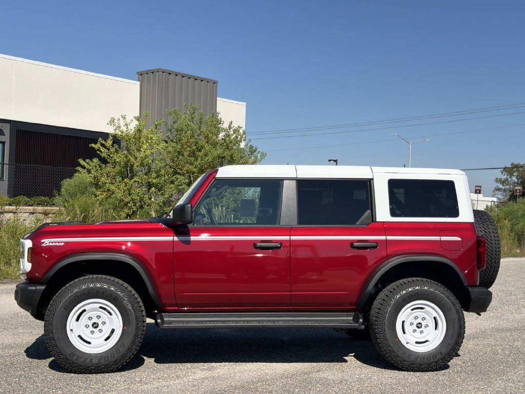 New 2026 Ford Bronco Heritage Edition AWD/4WD image 8