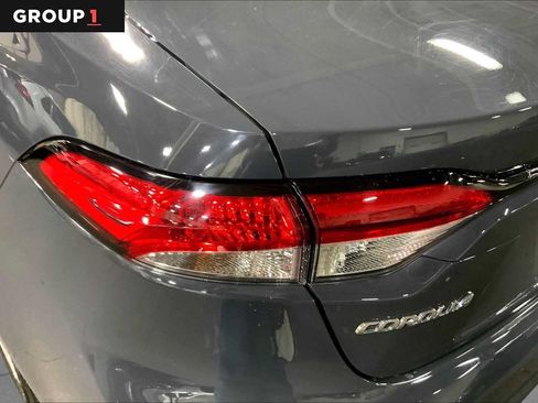 Certified 2025 Toyota Corolla LE FWD image 29