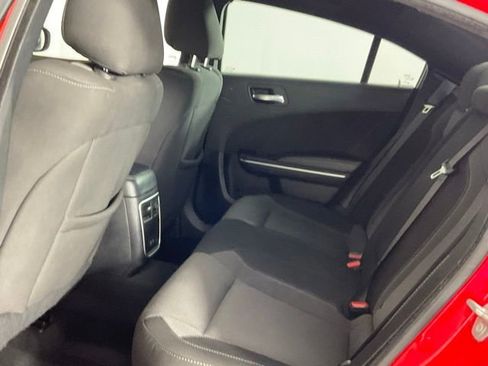 Used 2022 Dodge Charger SXT RWD image 16