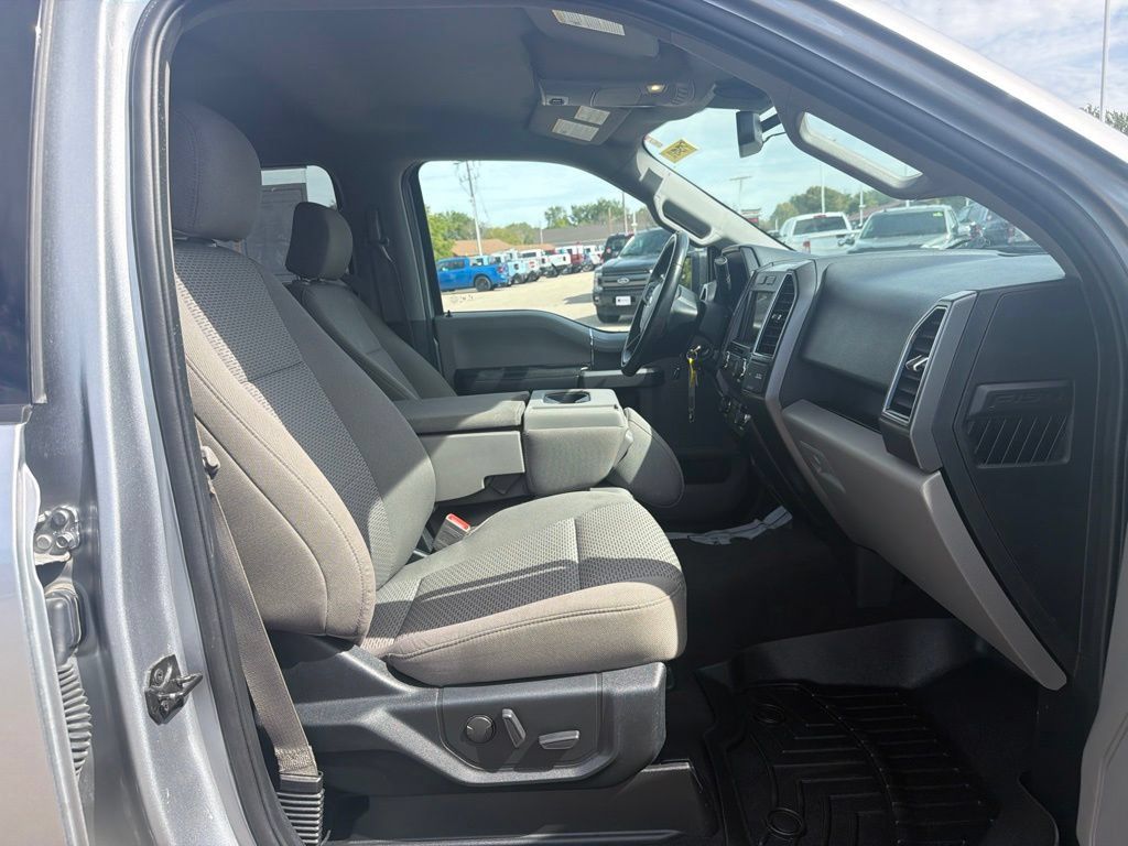 Used 2020 Ford F150 XLT w/ Equipment Group 302A Luxury AWD/4WD image 11